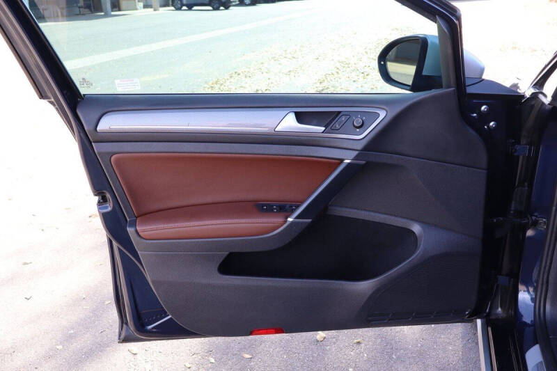 2017 Volkswagen Golf Alltrack