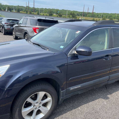 2013 Subaru Outback for sale at Vrbo Motors in Linden, NJ