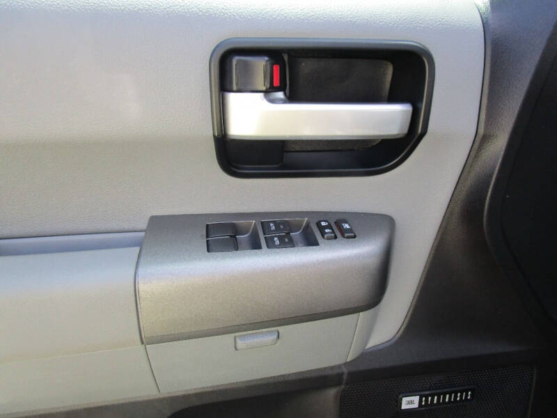 2010 Toyota Sequoia Limited