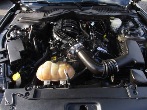 2017 Ford Mustang V6