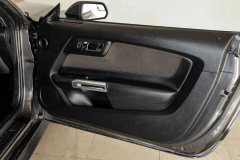 2017 Ford Mustang V6