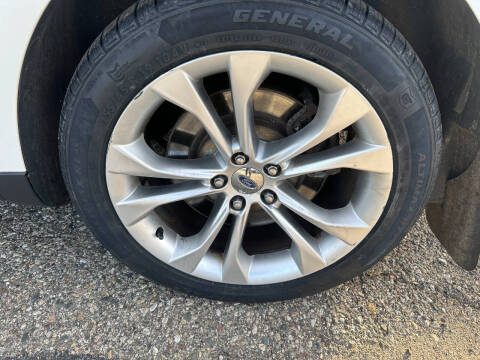 2013 Ford Taurus SHO