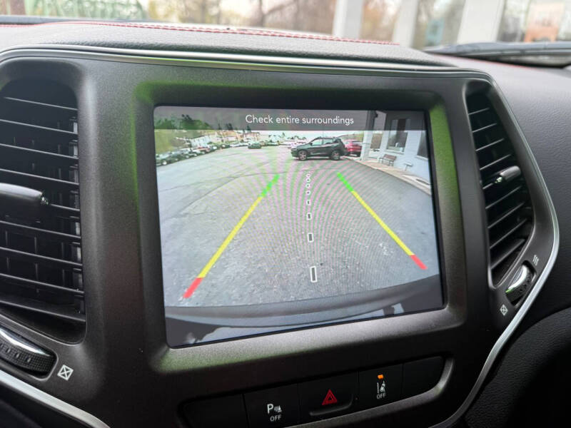 2021 Jeep Cherokee Trailhawk