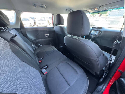2018 Kia Soul +