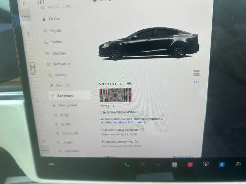 2022 Tesla Model S Plaid