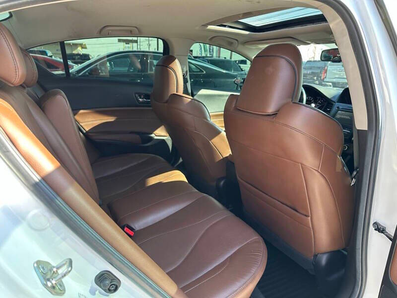 2020 Acura ILX w/Tech