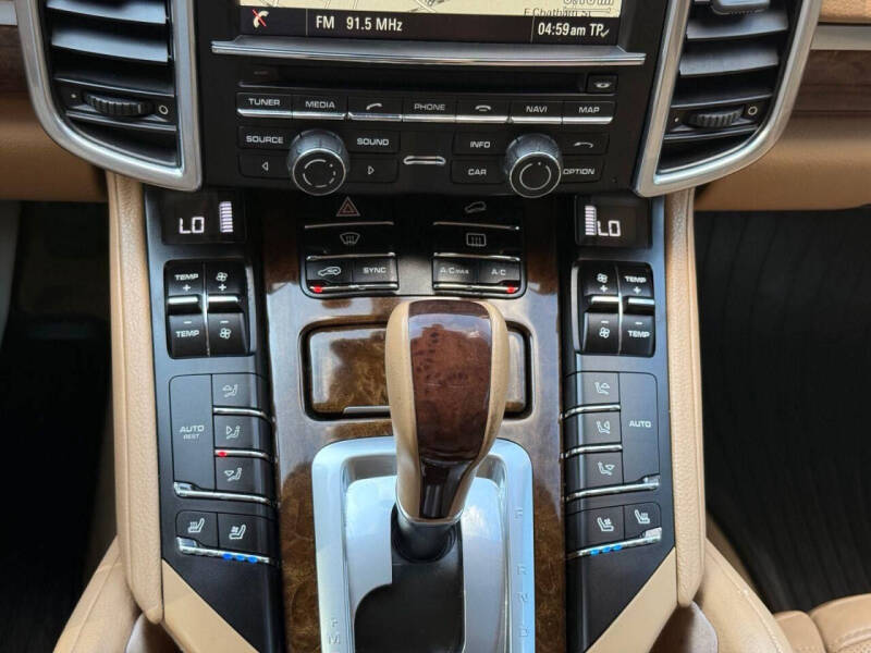 2014 Porsche Cayenne