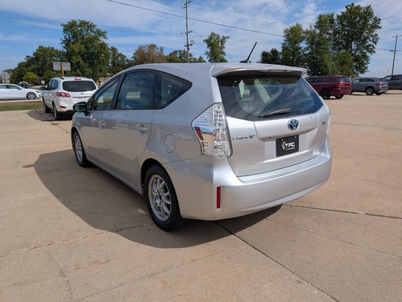 2012 Toyota Prius v Three