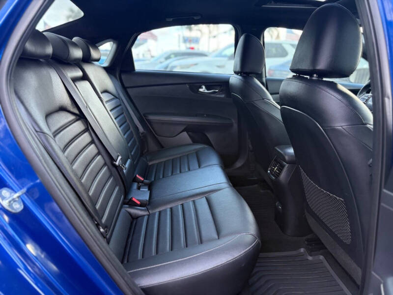 2024 Kia Forte GT-Line