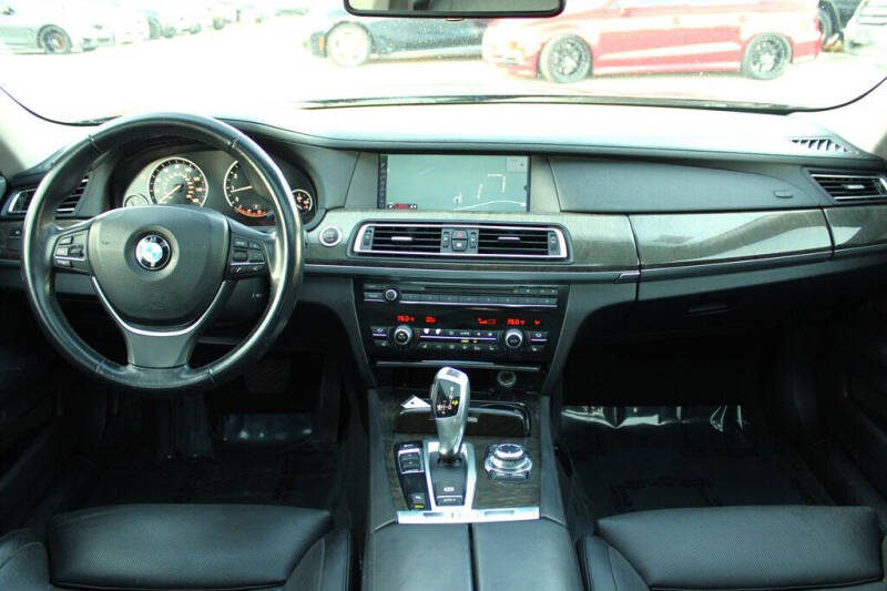 2012 BMW 7 Series 750Li