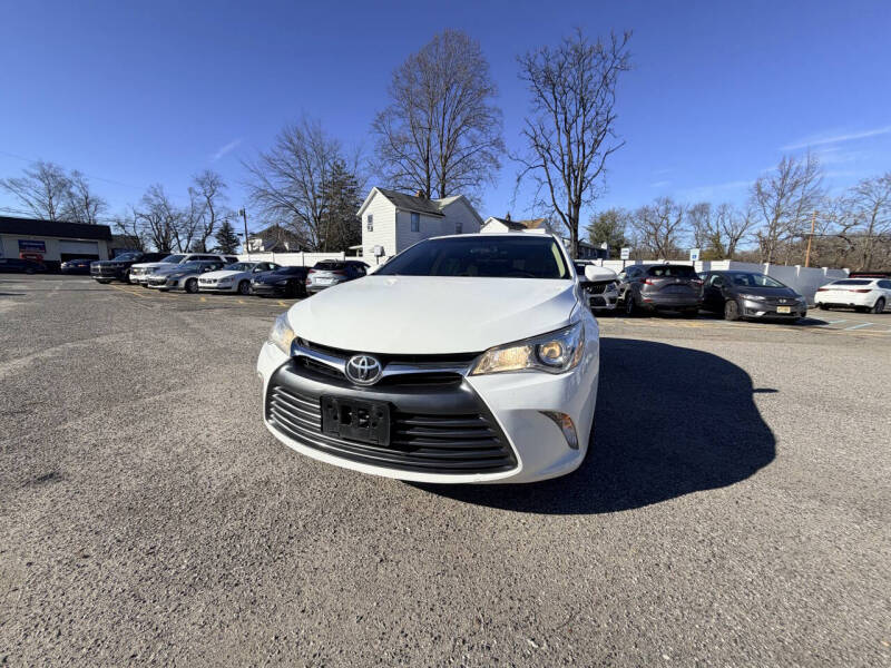 2017 Toyota Camry LE