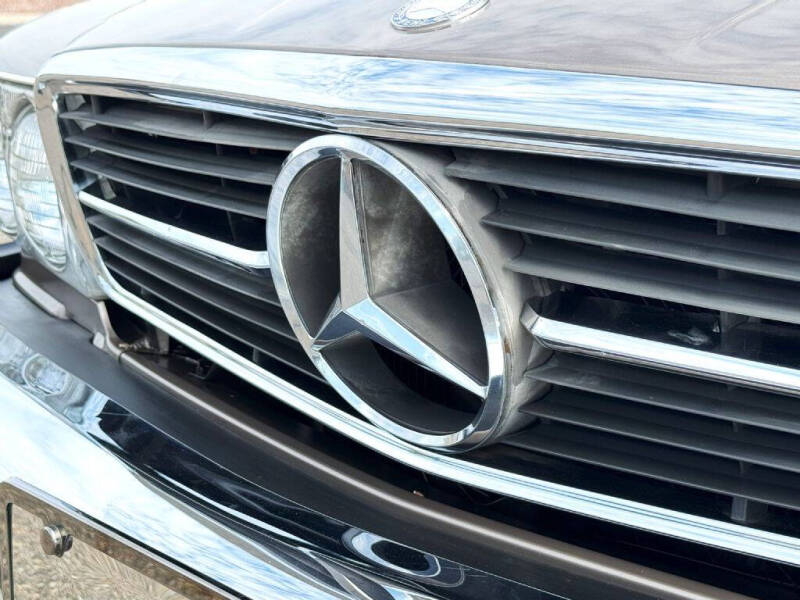 1989 Mercedes-Benz 560-Class 560 SL