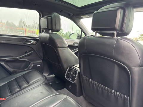 2017 Porsche Macan GTS