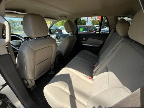 2013 Ford Edge SE