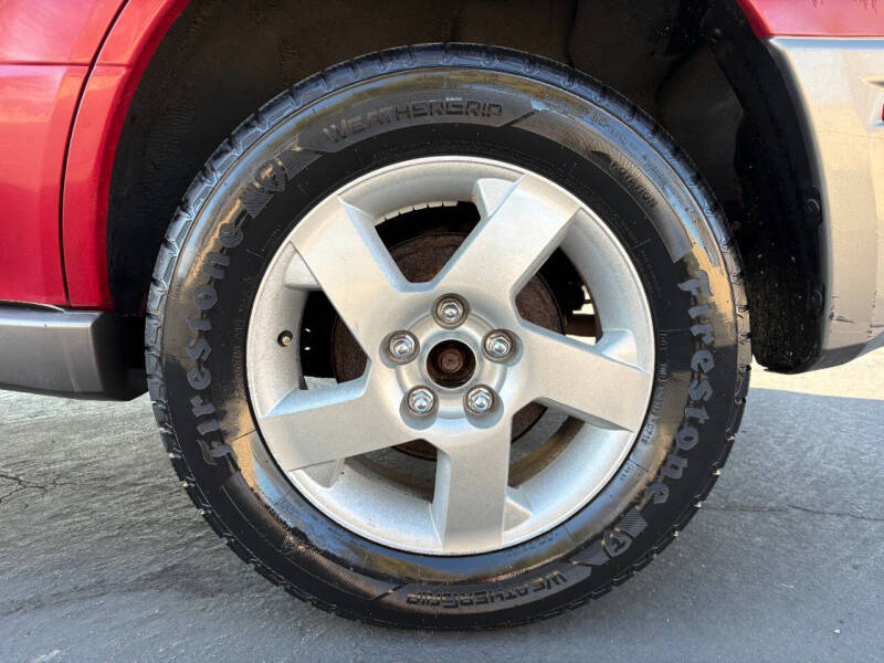 2004 Mitsubishi Outlander XLS