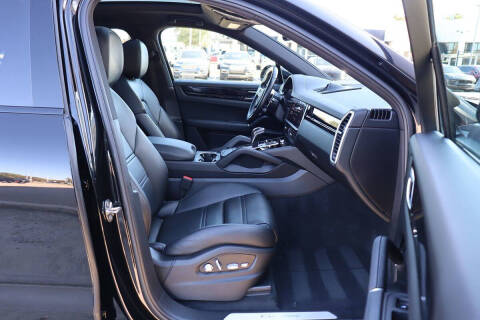 2021 Porsche Cayenne Coupe