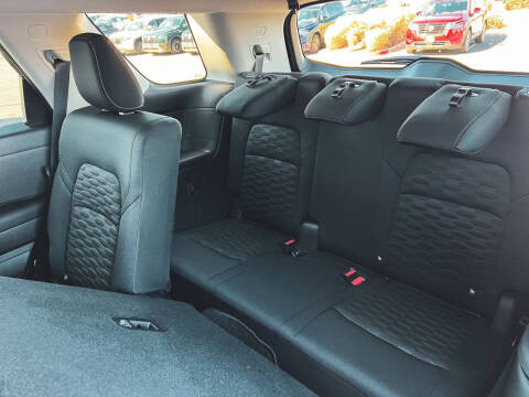 2025 Nissan Pathfinder S