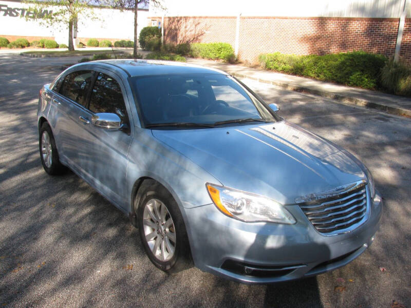 2013 Chrysler 200 Limited photo 4