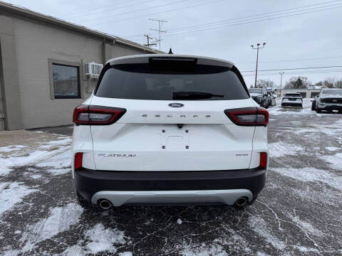 2024 Ford Escape Platinum