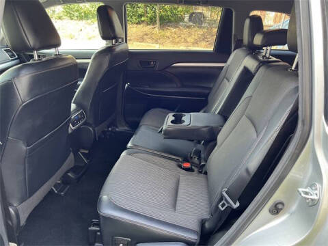 2017 Toyota Highlander LE Plus