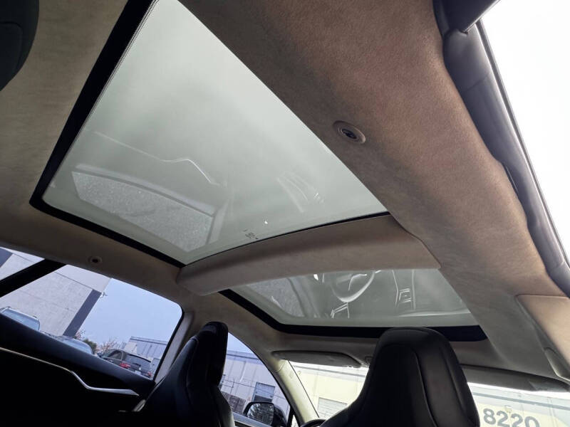 2017 Tesla Model S 100D