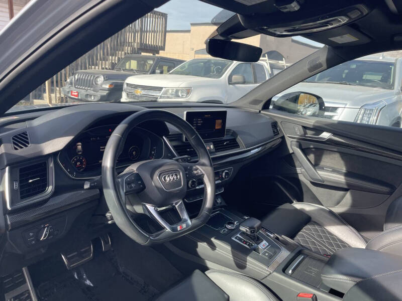 2020 Audi SQ5 3.0T quattro Premium Plus