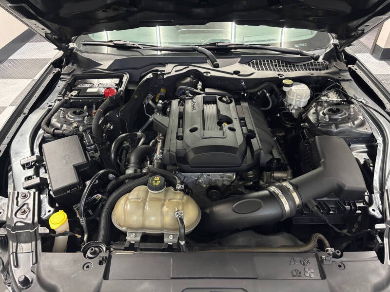 2020 Ford Mustang EcoBoost Premium