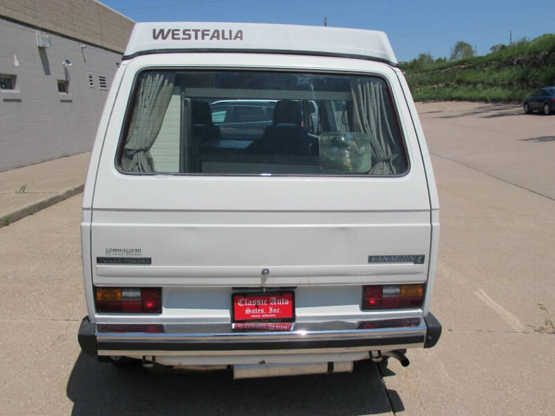 1982 Volkswagen Vanagon Camper