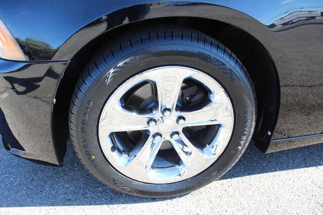 2012 Dodge Charger SXT