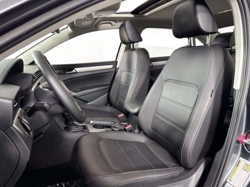 2022 Volkswagen Passat SE