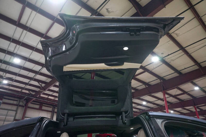 2022 Tesla Model X Plaid