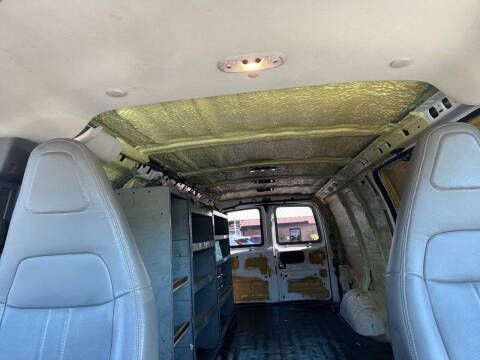 2021 Chevrolet Express 2500