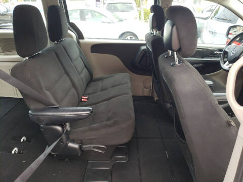 2015 Dodge Grand Caravan SE