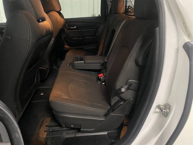 2016 GMC Acadia SLE-1