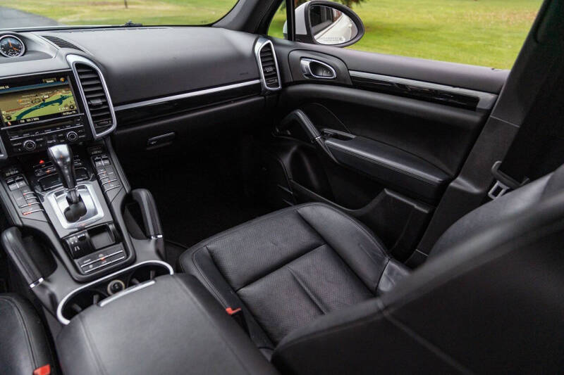 2013 Porsche Cayenne S