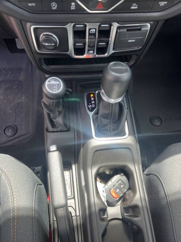 2026 Jeep Gladiator Sport S