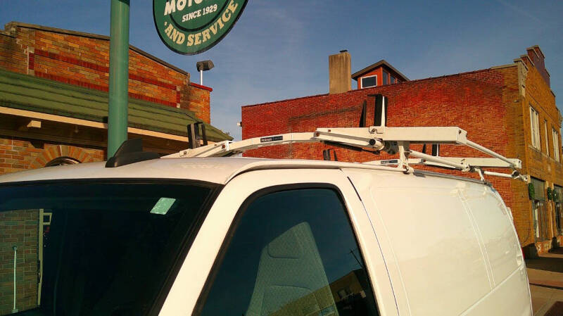 2022 Chevrolet Express 2500