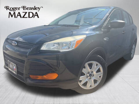 2016 Ford Escape S