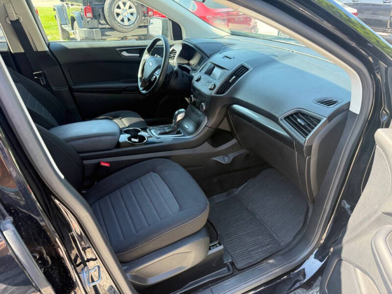 2018 Ford Edge SE