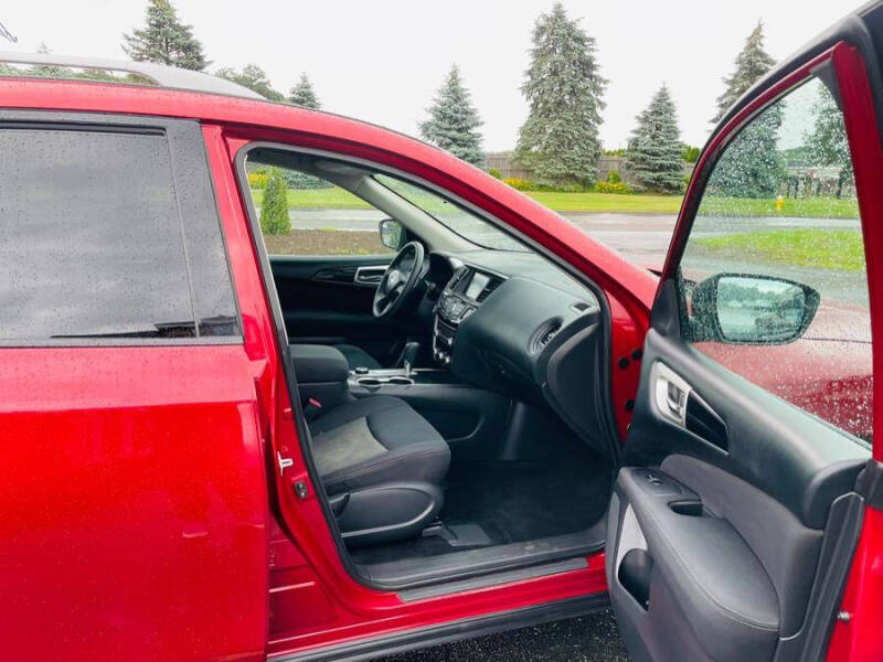 2017 Nissan Pathfinder