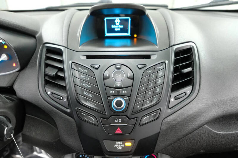 2017 Ford Fiesta SE