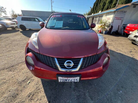 2013 Nissan JUKE for sale at LR AUTO INC in Santa Ana CA