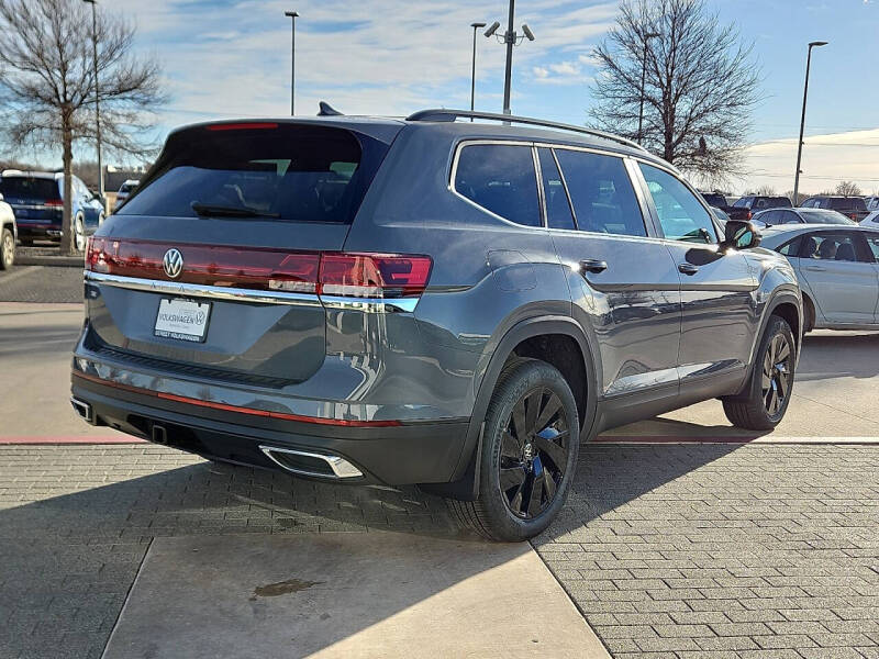 2026 Volkswagen Atlas SE