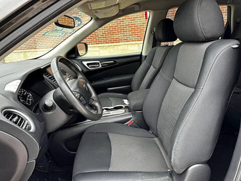 2017 Nissan Pathfinder S