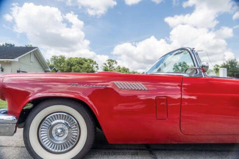 1957 Ford Thunderbird