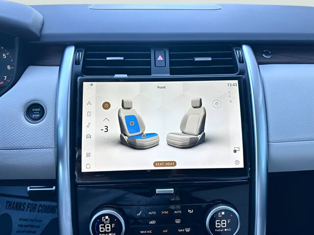 2025 Land Rover Discovery P300 Dynamic SE