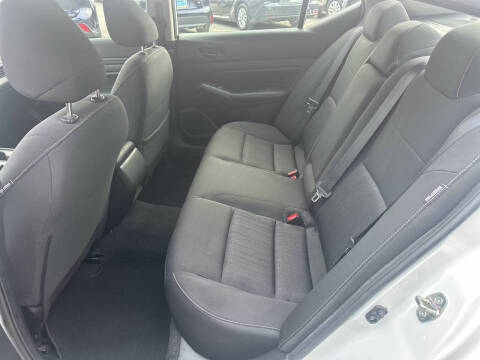 2025 Nissan Altima 2.5 SV