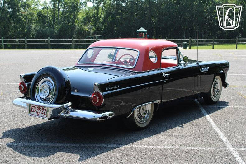 1956 Ford Thunderbird