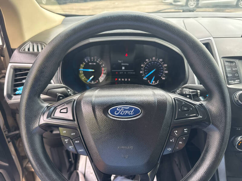 2017 Ford Edge SE