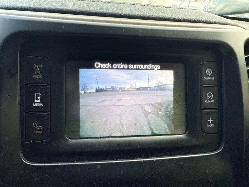 2017 Jeep Cherokee Sport